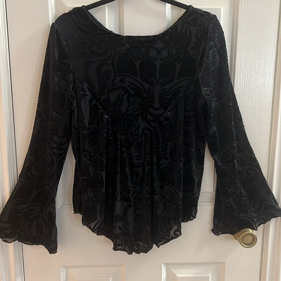 Ultra Pink top, size M - Picture 7 of 11